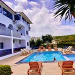 Park Bujari Hotel 3*