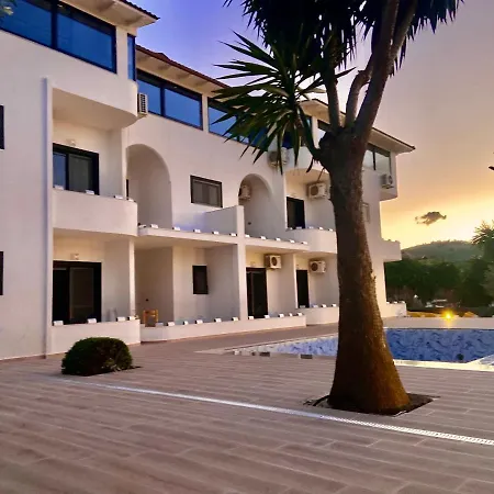 Szálloda Park Bujari