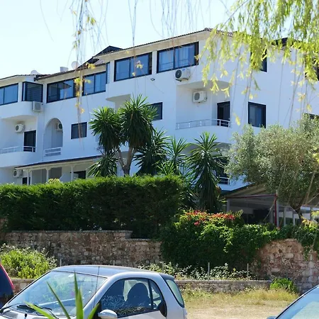 Szálloda Park Bujari 3*