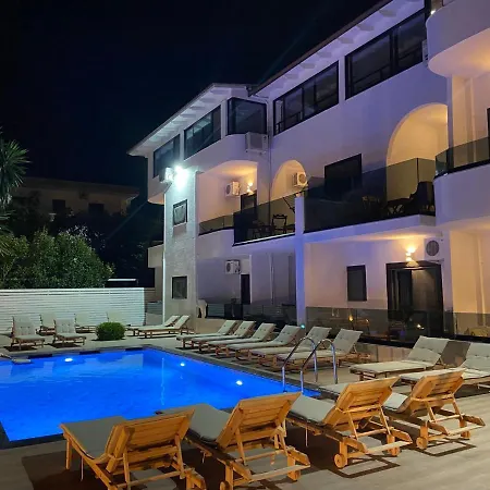 Park Bujari Szálloda Ksamil