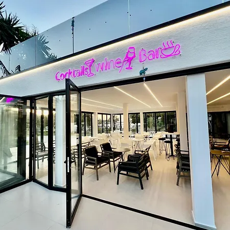 Park Bujari Szálloda Ksamil