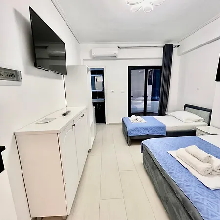 Hotel Vila Park Bujari Vip クサミル