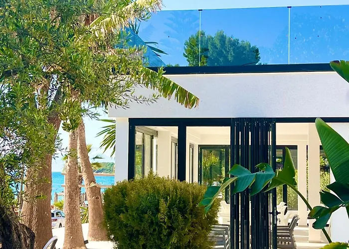 Park Bujari Hotel 3*